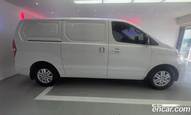 Hyundai Starex 2016 2.5 автомат (гидро), миниатюра 6 Hyundai Starex 2016 2.5 автомат (гидро), миниатюра 6
