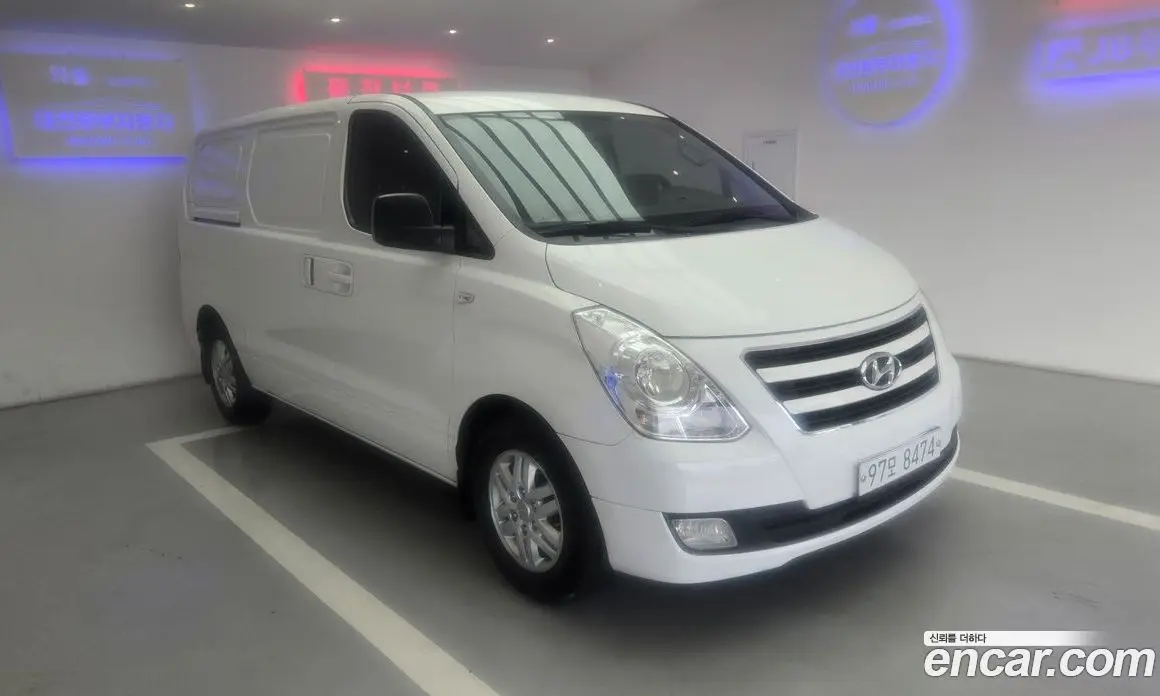 Hyundai Starex 2016 2.5 автомат (гидро), фото 7 Hyundai Starex 2016 2.5 автомат (гидро), фото 7