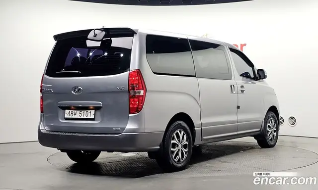 Hyundai Starex 2018 2.5 автомат (гидро), миниатюра 2
