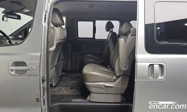 Hyundai Starex 2018 2.5 автомат (гидро), миниатюра 11