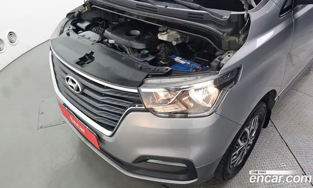 Hyundai Starex 2018 2.5 автомат (гидро), миниатюра 6