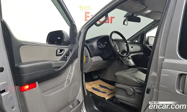 Hyundai Starex 2018 2.5 автомат (гидро), миниатюра 10