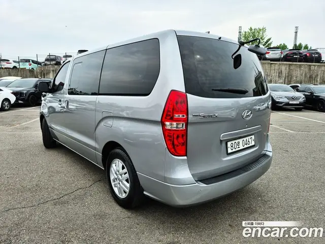 Hyundai Starex 2018 2.5 автомат (гидро), миниатюра 2