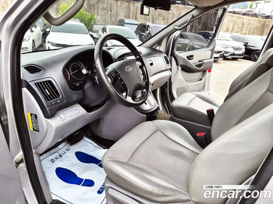 Hyundai Starex 2018 2.5 автомат (гидро), фото 19