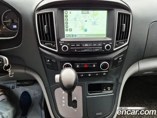 Hyundai Starex 2018 2.5 автомат (гидро), миниатюра 9