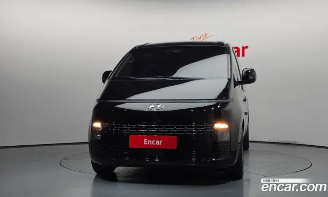 Hyundai Staria 2021 2.2 автомат (гидро), миниатюра 3
