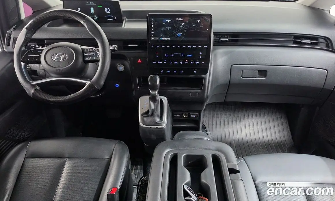 Hyundai Staria 2021 2.2 автомат (гидро), фото 7