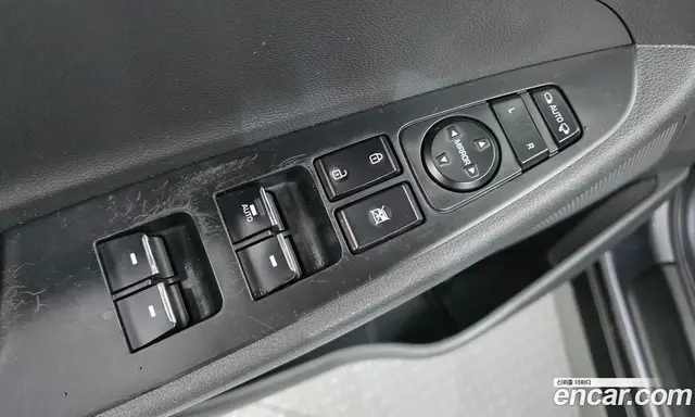 Hyundai Tucson 2015 2.0 автомат (гидро), миниатюра 12