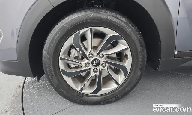 Hyundai Tucson 2015 2.0 автомат (гидро), миниатюра 5 Hyundai Tucson 2015 2.0 автомат (гидро), миниатюра 5