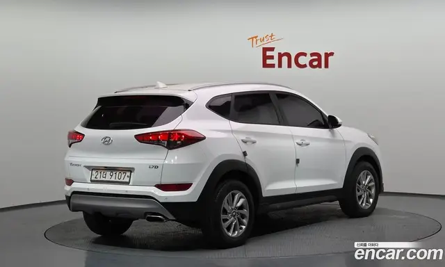 Hyundai Tucson 2017 1.7 автомат (гидро), миниатюра 2