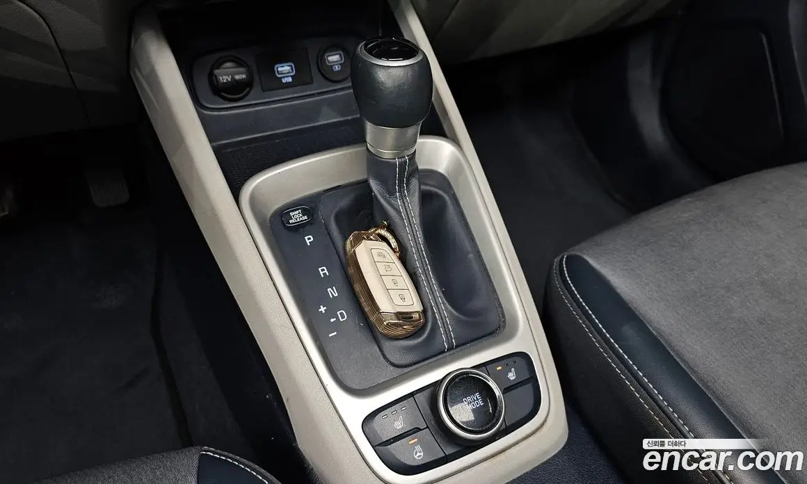 Hyundai Venue 2019 1.6 автомат (гидро), фото 12 Hyundai Venue 2019 1.6 автомат (гидро), фото 12