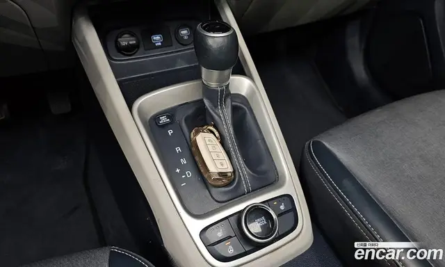 Hyundai Venue 2019 1.6 автомат (гидро), миниатюра 12