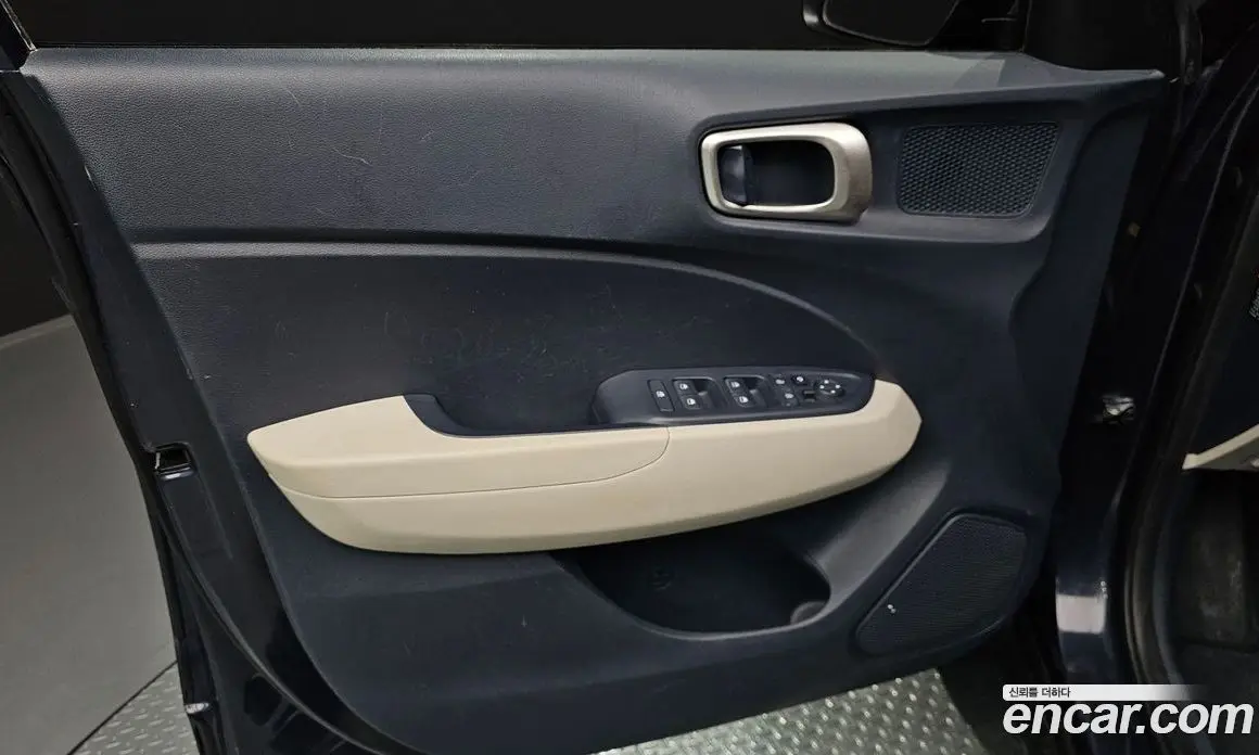 Hyundai Venue 2019 1.6 автомат (гидро), фото 14 Hyundai Venue 2019 1.6 автомат (гидро), фото 14