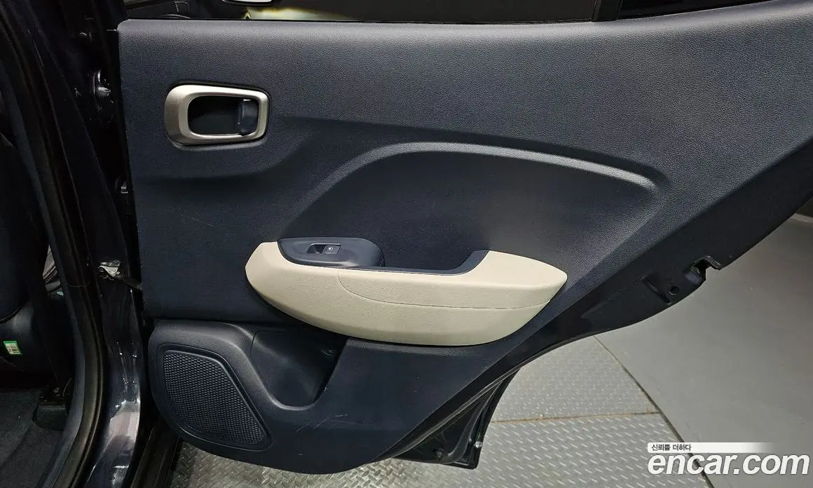Hyundai Venue 2019 1.6 автомат (гидро), фото 15 Hyundai Venue 2019 1.6 автомат (гидро), фото 15