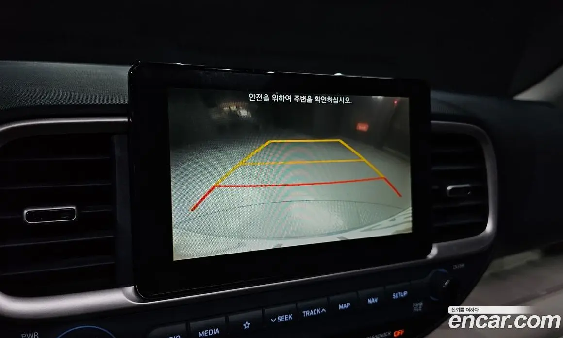 Hyundai Venue 2019 1.6 автомат (гидро), фото 20 Hyundai Venue 2019 1.6 автомат (гидро), фото 20