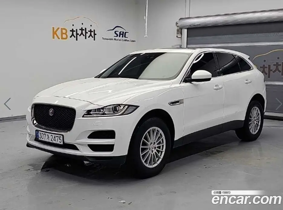 Jaguar F-Pace 2018 2.0 автомат (гидро), фото 1 Jaguar F-Pace 2018 2.0 автомат (гидро), фото 1