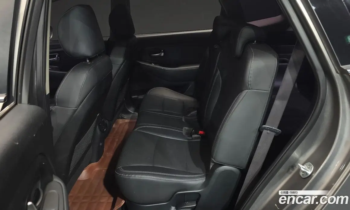 Kia Carens 2017 2.0 автомат (гидро), фото 12