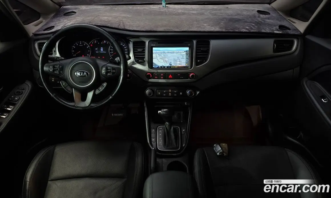 Kia Carens 2017 2.0 автомат (гидро), фото 7