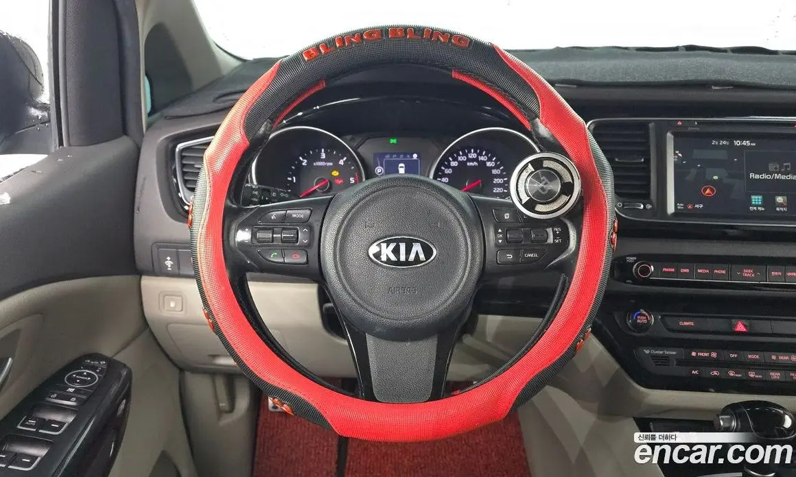 Kia Carnival 2014 2.2 автомат (гидро), фото 13 Kia Carnival 2014 2.2 автомат (гидро), фото 13