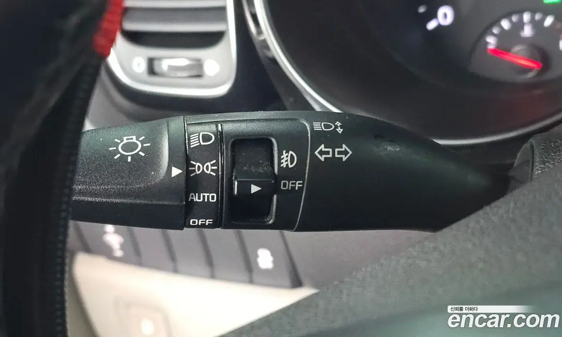 Kia Carnival 2014 2.2 автомат (гидро), фото 17 Kia Carnival 2014 2.2 автомат (гидро), фото 17