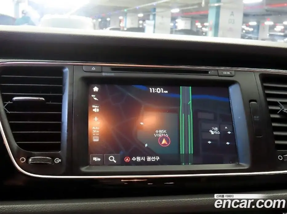 Kia Carnival 2014 2.2 автомат (гидро), фото 13 Kia Carnival 2014 2.2 автомат (гидро), фото 13
