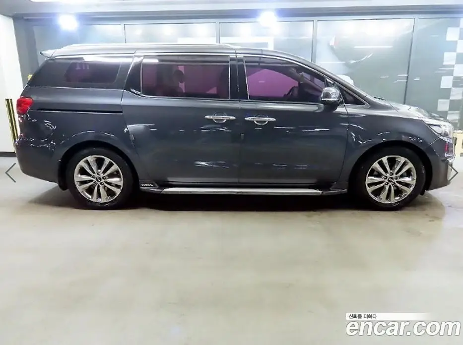 Kia Carnival 2014 2.2 автомат (гидро), фото 3 Kia Carnival 2014 2.2 автомат (гидро), фото 3