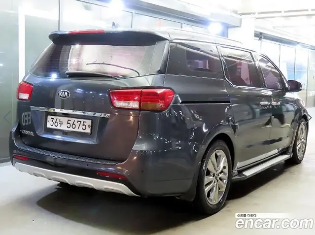 Kia Carnival 2014 2.2 автомат (гидро), миниатюра 4 Kia Carnival 2014 2.2 автомат (гидро), миниатюра 4