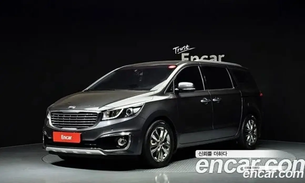 Kia Carnival 2015 2.2 автомат (гидро), фото 1 Kia Carnival 2015 2.2 автомат (гидро), фото 1