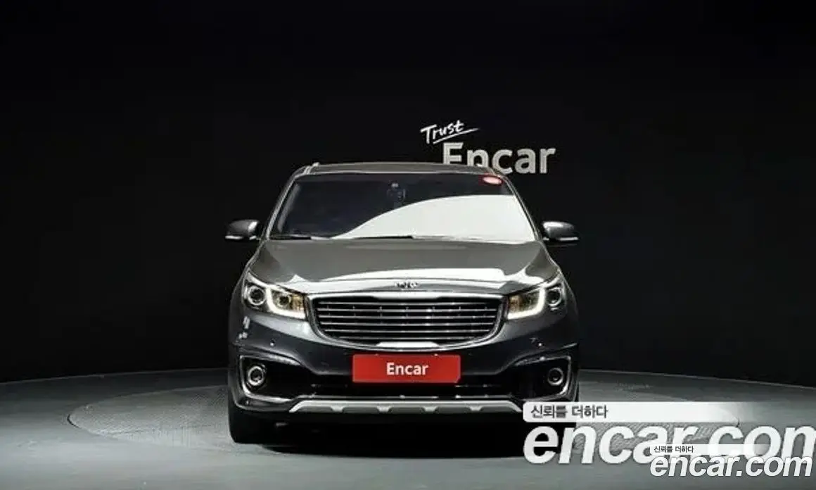 Kia Carnival 2015 2.2 автомат (гидро), фото 3 Kia Carnival 2015 2.2 автомат (гидро), фото 3