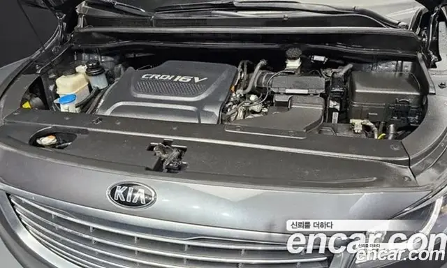 Kia Carnival 2015 2.2 автомат (гидро), миниатюра 6 Kia Carnival 2015 2.2 автомат (гидро), миниатюра 6