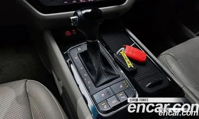 Kia Carnival 2015 2.2 автомат (гидро), миниатюра 9 Kia Carnival 2015 2.2 автомат (гидро), миниатюра 9
