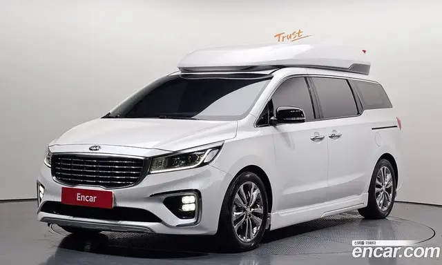 Kia Carnival, 2015, 268 935 км