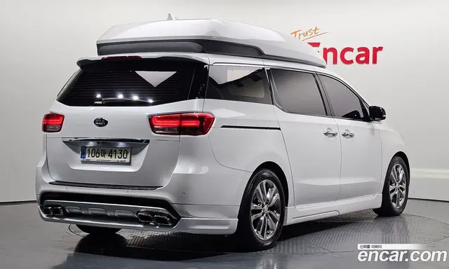 Kia Carnival 2015 2.2 автомат (гидро), миниатюра 2