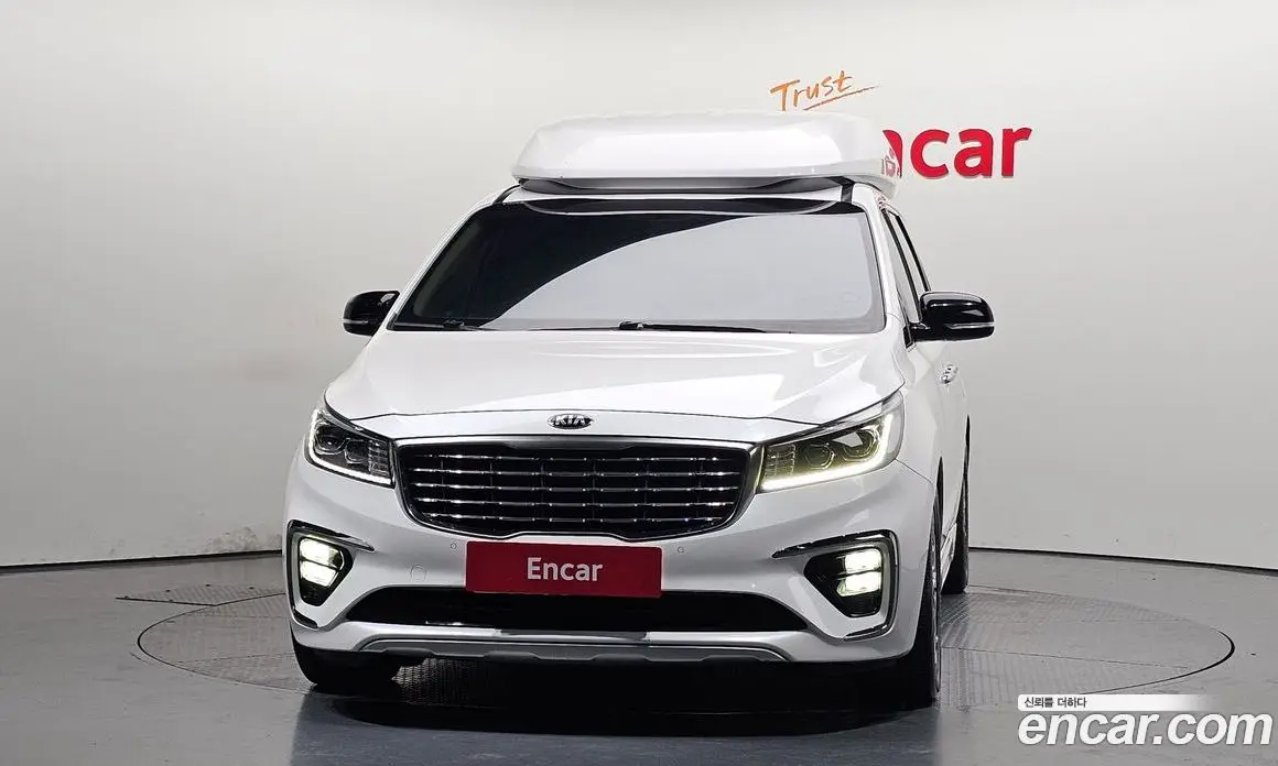 Kia Carnival 2015 2.2 автомат (гидро), фото 3