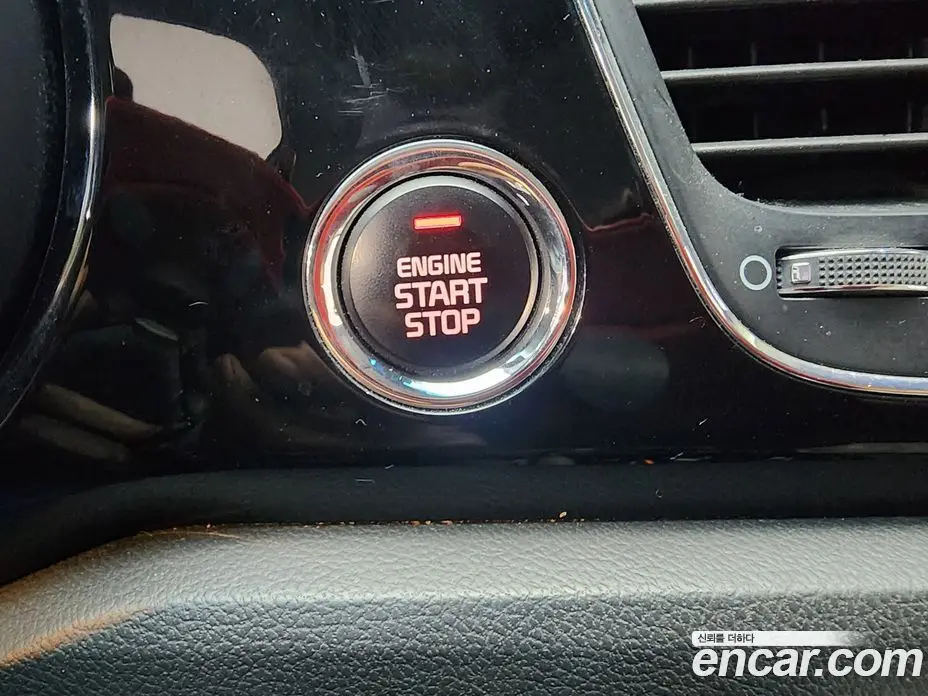 Kia Carnival 2016 2.2 автомат (гидро), фото 13
