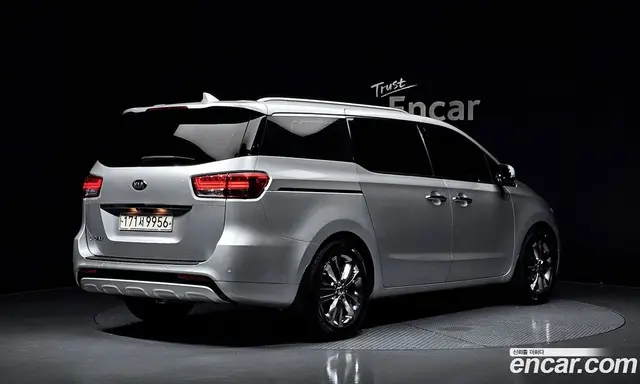 Kia Carnival, 2017, 57 301 км