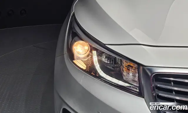 Kia Carnival 2017 2.2 автомат (гидро), миниатюра 7