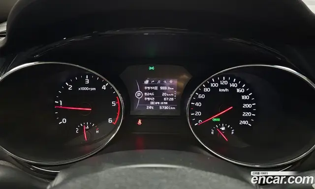 Kia Carnival 2017 2.2 автомат (гидро), миниатюра 10