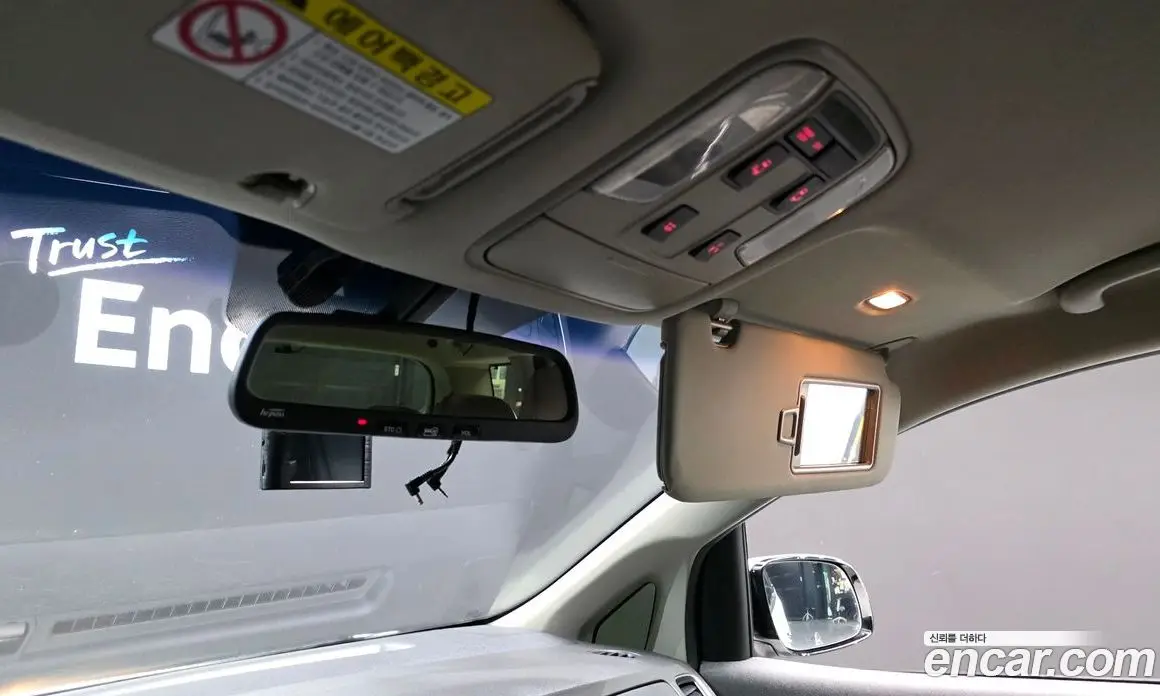 Kia Carnival 2017 2.2 автомат (гидро), фото 20
