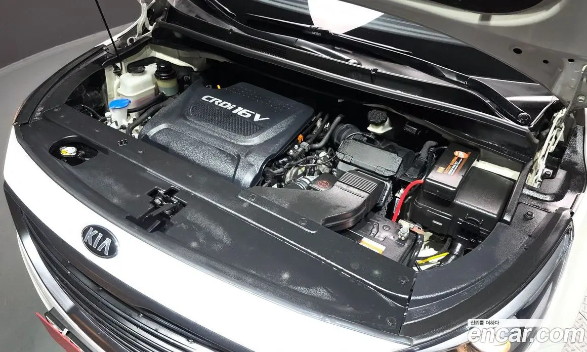 Kia Carnival 2017 2.2 автомат (гидро), фото 6