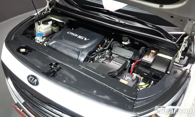 Kia Carnival 2017 2.2 автомат (гидро), миниатюра 6