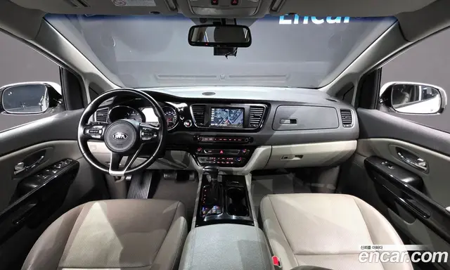 Kia Carnival 2017 2.2 автомат (гидро), миниатюра 7