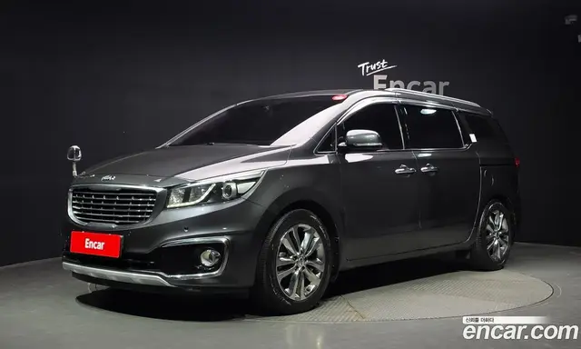 Kia Carnival, 2018, 70 175 км