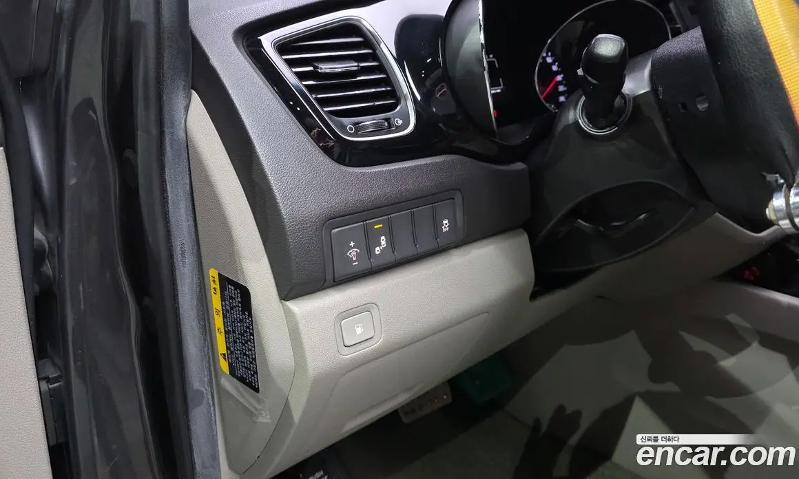 Kia Carnival 2018 2.2 автомат (гидро), фото 19 Kia Carnival 2018 2.2 автомат (гидро), фото 19