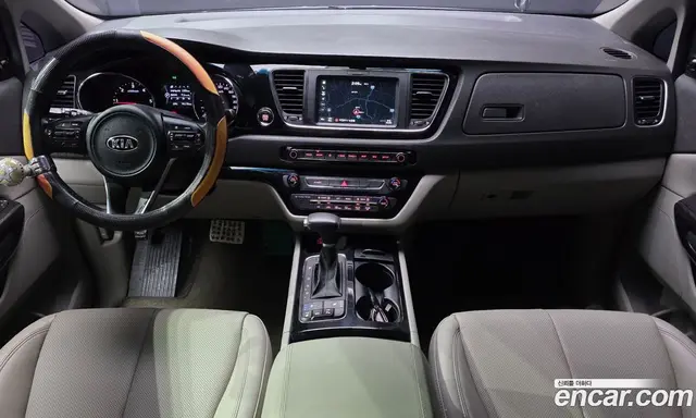 Kia Carnival 2018 2.2 автомат (гидро), миниатюра 7 Kia Carnival 2018 2.2 автомат (гидро), миниатюра 7