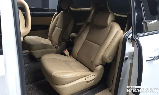Kia Carnival 2019 2.2 автомат (гидро), миниатюра 11
