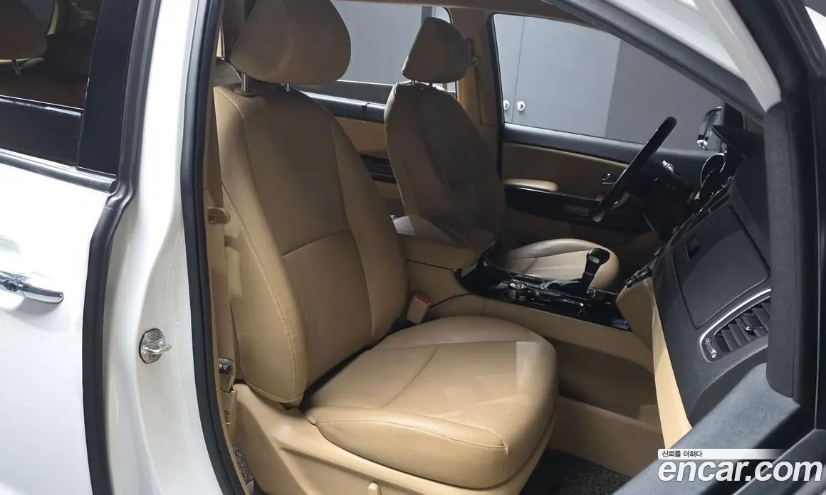 Kia Carnival 2019 2.2 автомат (гидро), фото 12
