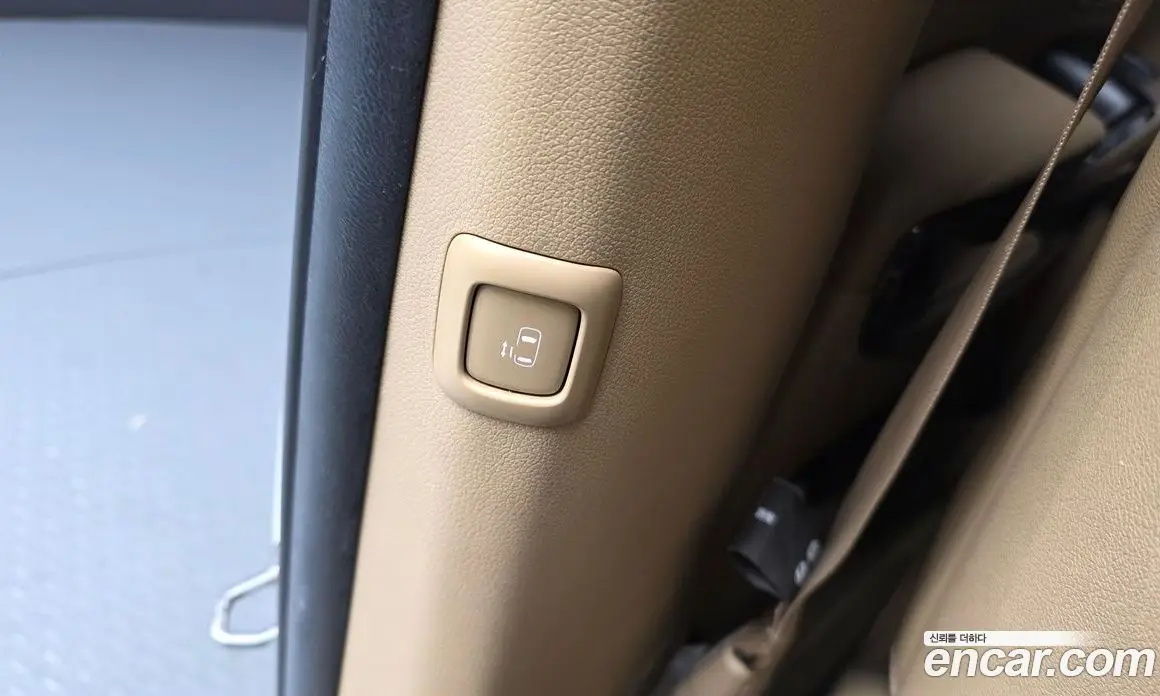 Kia Carnival 2019 2.2 автомат (гидро), фото 19