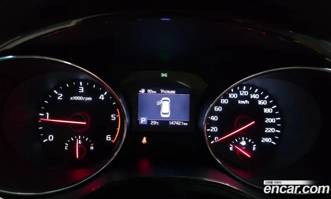 Kia Carnival 2019 2.2 автомат (гидро), фото 8
