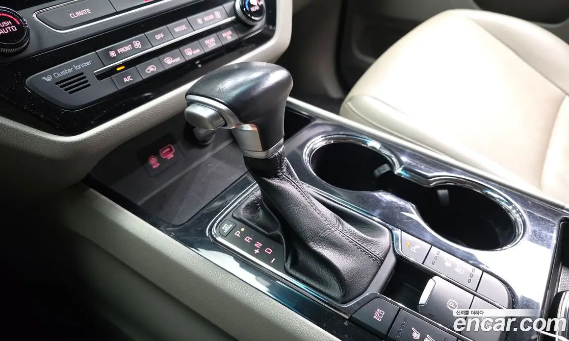 Kia Carnival 2019 2.2 автомат (гидро), фото 12 Kia Carnival 2019 2.2 автомат (гидро), фото 12